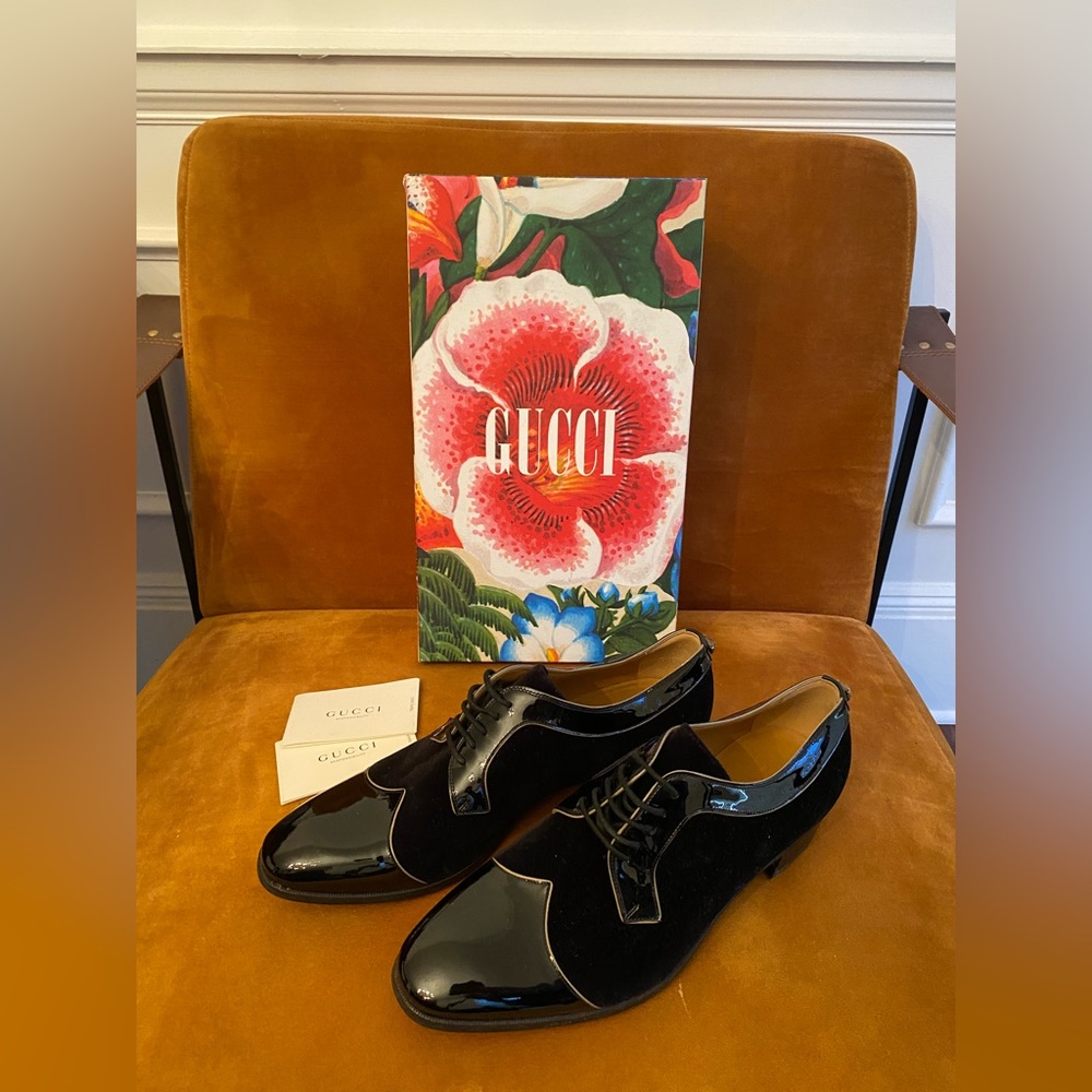Authentic Gucci VELLUTO MARMARA/VERNIC CRYSTAL NERO
